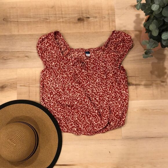 Old Navy Tops - Old Navy Red Floral Blouse Size M